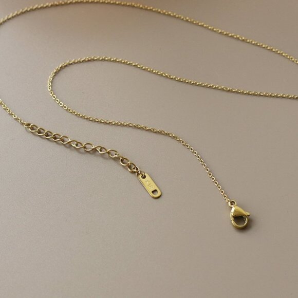 NEW 18K Gold Plated Rose Oval Pendant Necklace 1 - Picture 6 of 16